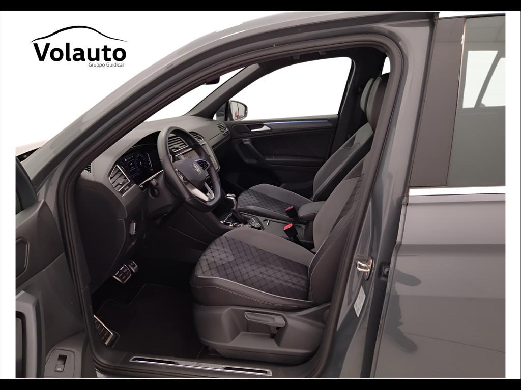 VOLKSWAGEN Tiguan II 2021 - Tiguan 2.0 tsi R-Line 4motion 190cv dsg