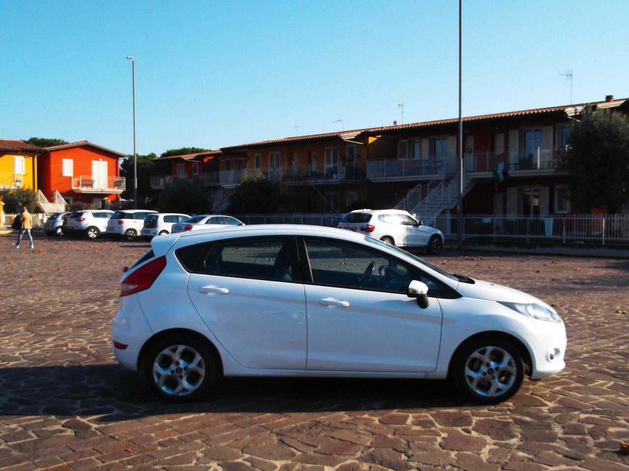 Ford Fiesta 1.4 GPL Neopatentati 2012