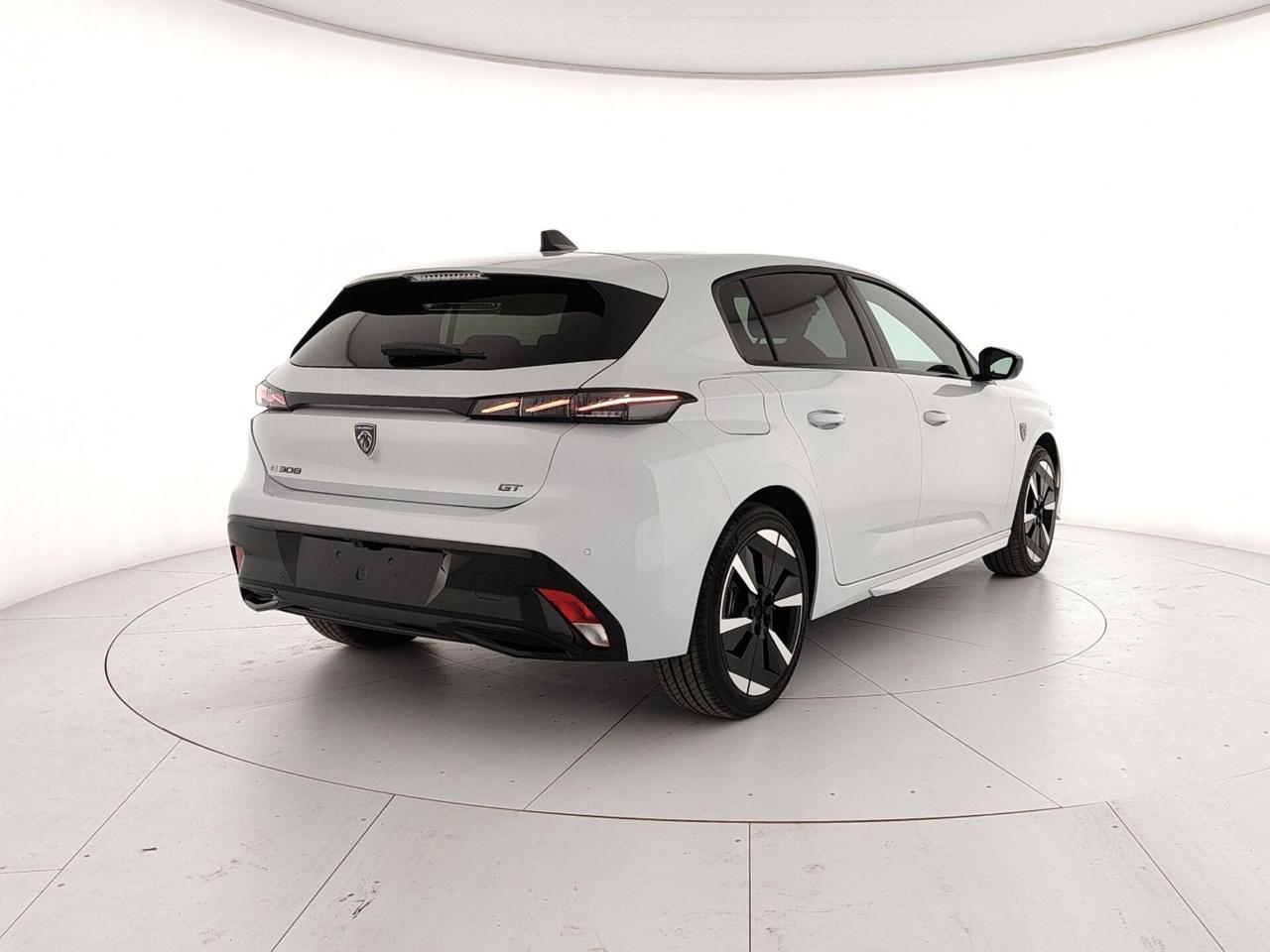 Peugeot 308 Hybrid 145 e-DCS6 GT