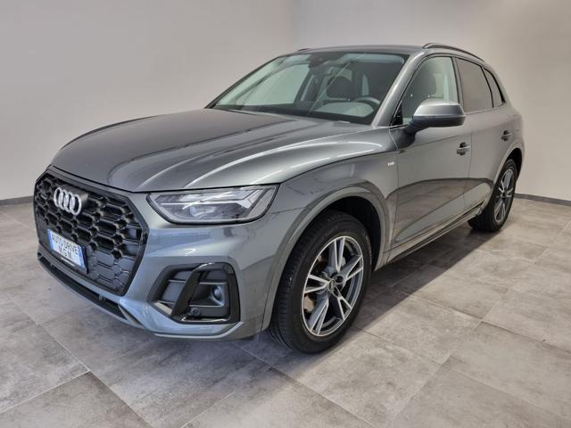 AUDI Q5 50 TFSI e quattro S tronic S line s-line