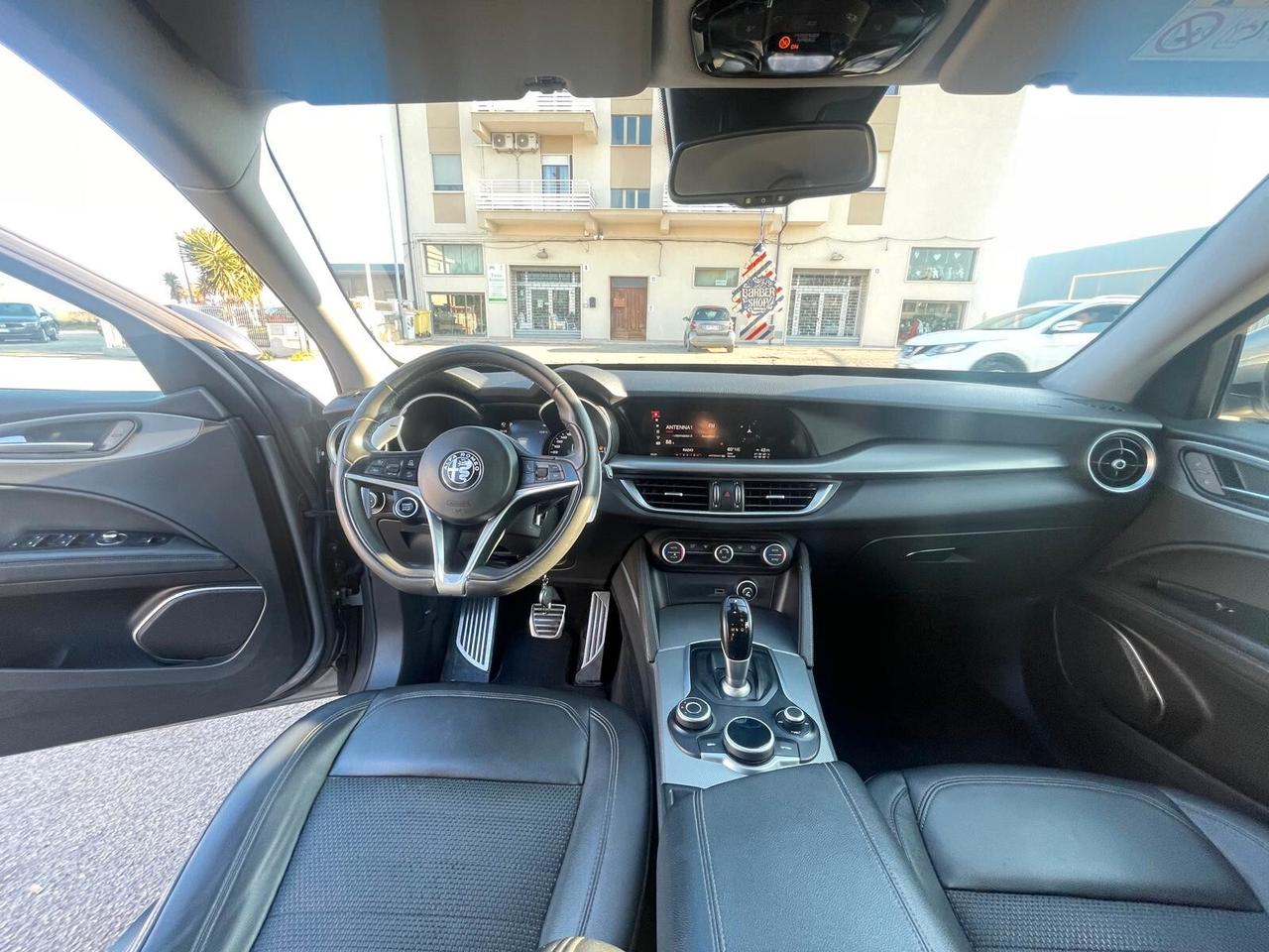 Alfa Romeo Stelvio 2.2 Turbodiesel 210 CV AT8 Q4 Super