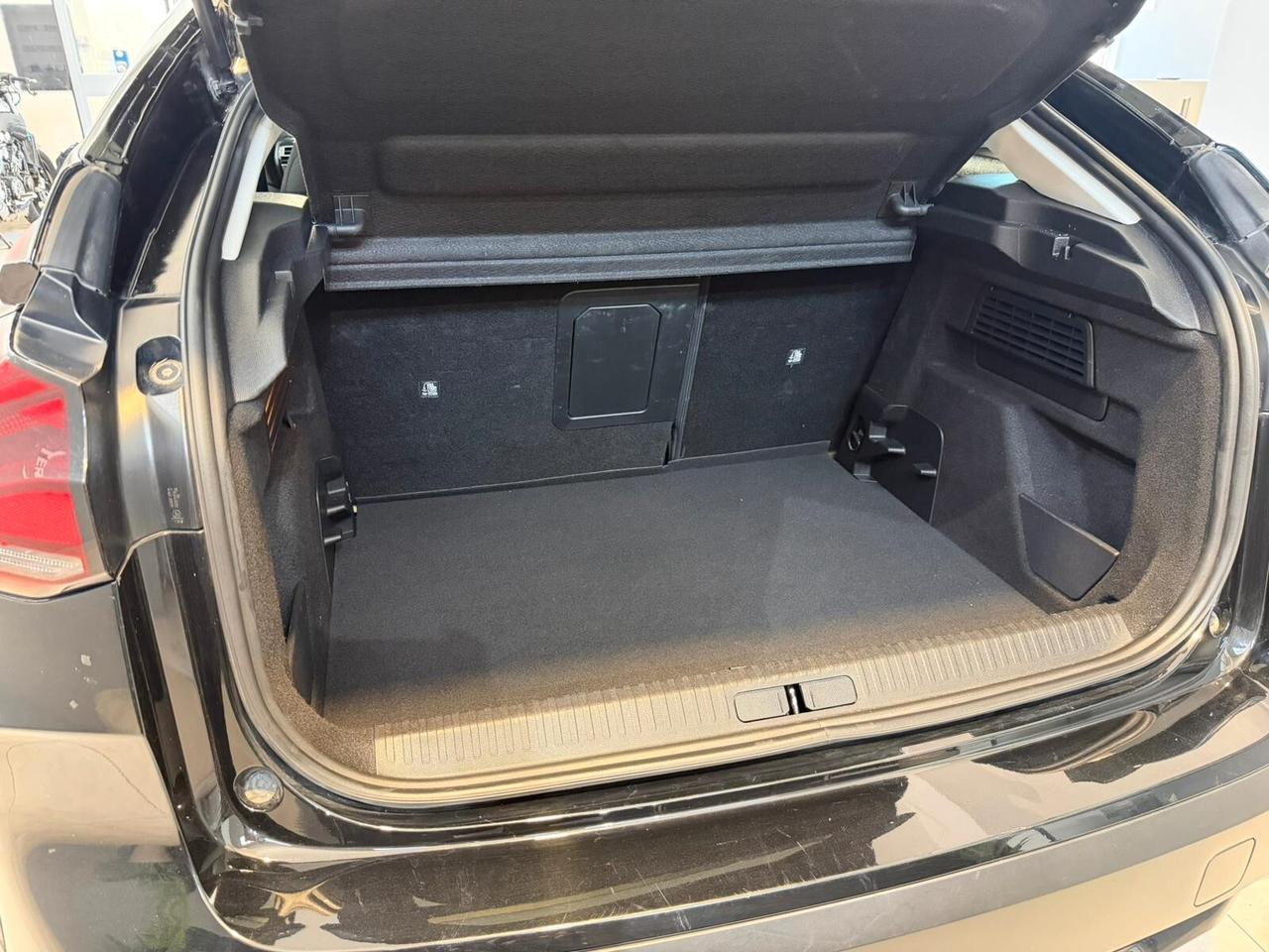 Citroen C4 X BlueHDI 130 S&S EAT8 Feel Pack