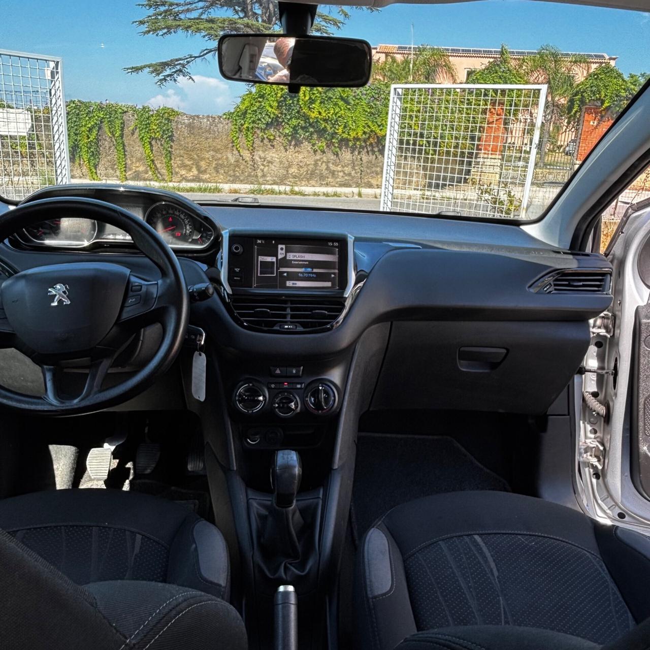 Peugeot 208 1.4 HDi 68 CV 5 porte Allure