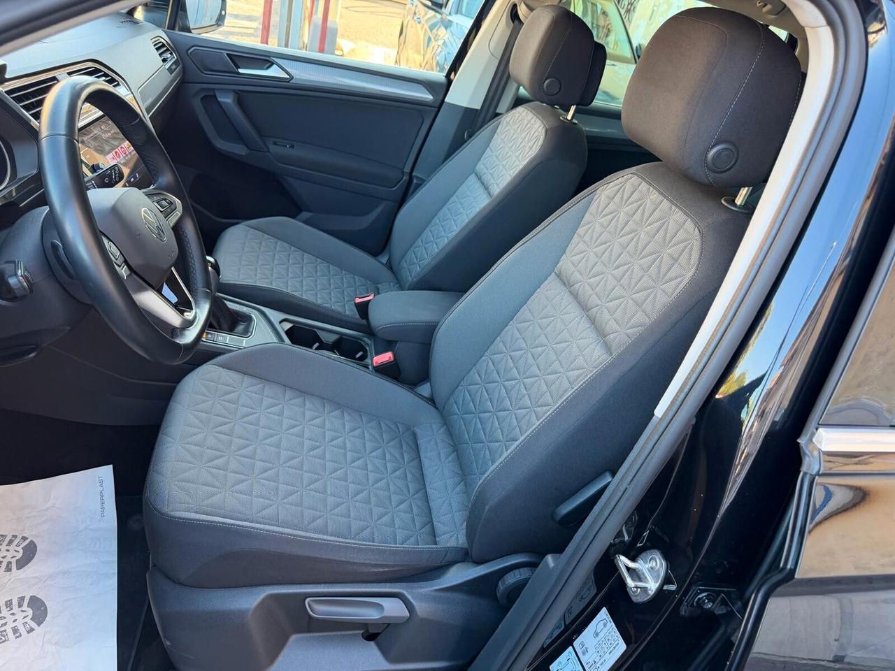 Volkswagen Tiguan CAMBIO AUTOMATICO 2.0 150CV 2023