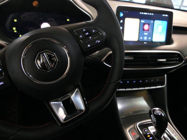 MG HS 1.5T-GDI AT Luxury