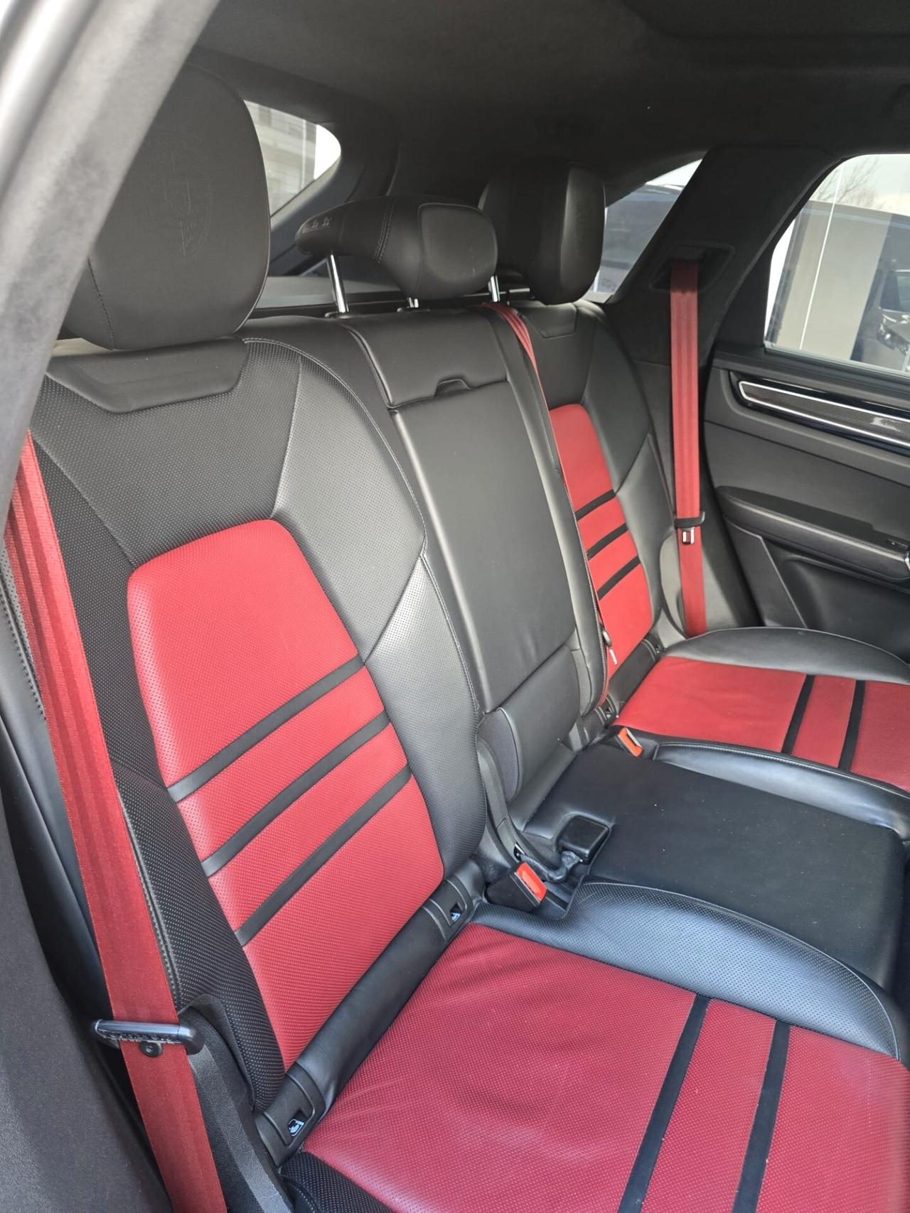 Porsche Cayenne 4.0 V8 Turbo