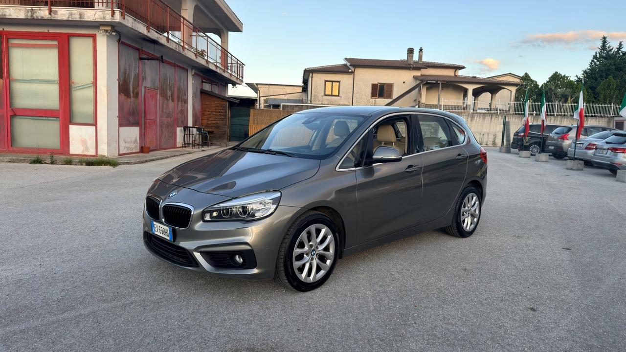 Bmw 2er Active Tourer 218d Luxury