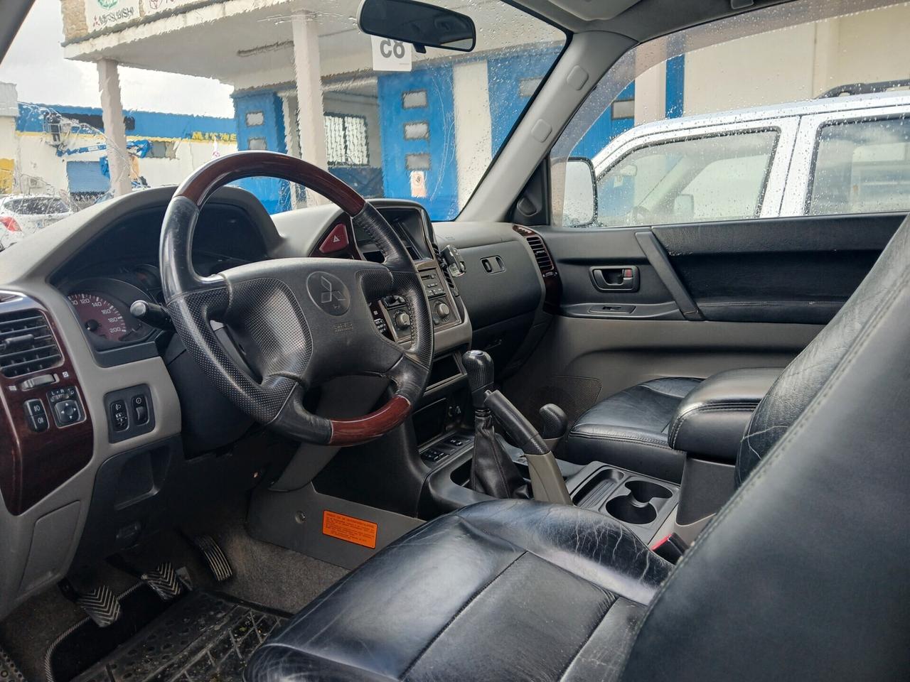 MITSUBISHI Pajero GLS1 3.200 DI-D 160cv 3porte