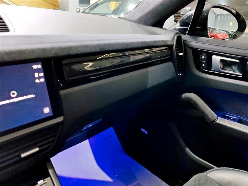 Porsche Cayenne Coupé 4.0 Turbo GT