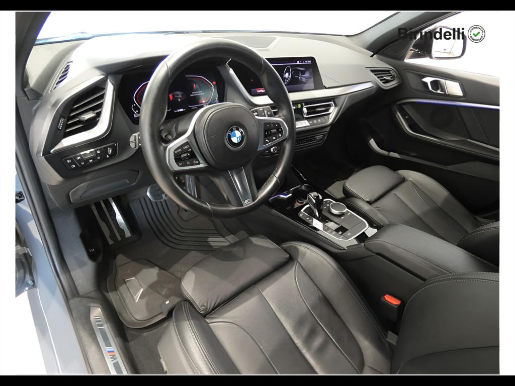 BMW Serie 1 (F40) - 118d 5p. Msport