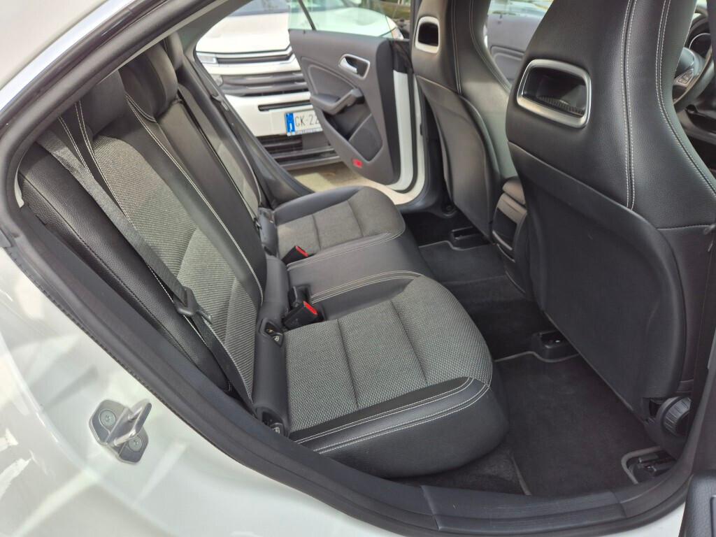 Mercedes CLA 180 d Automatic Sport