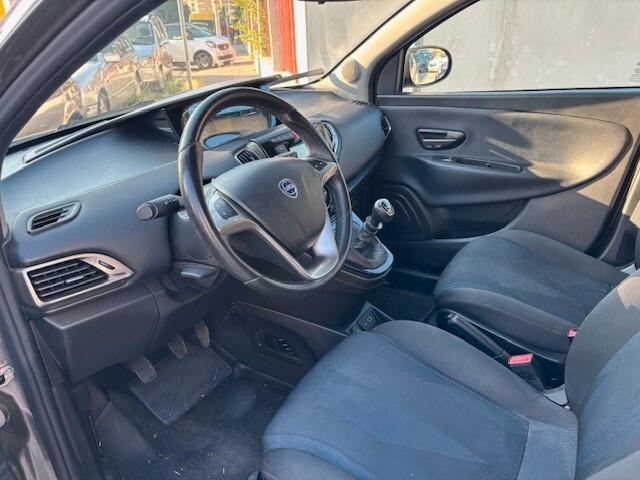 Lancia Ypsilon Neopatentato Anche permuta