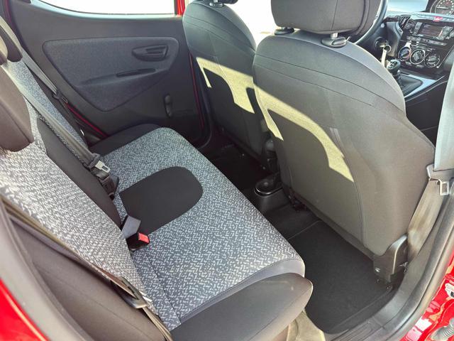 LANCIA Ypsilon 1.0 FireFly 5 porte S&S Hybrid Ecochic Silver