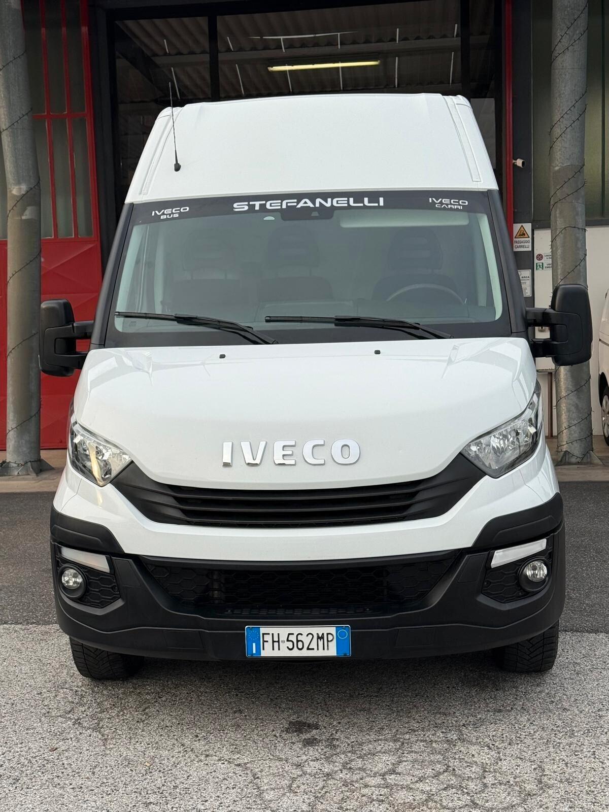 IVECO DAILY 2.3 MLJ 35-140 136CV 3 POSTI L3H2