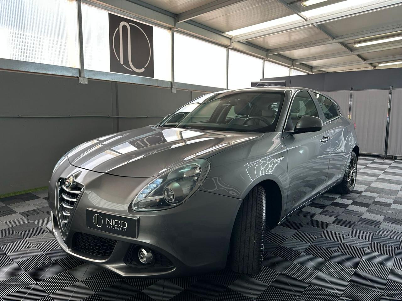 Alfa Romeo Giulietta 1.6 JTDm-2 105 CV Distinctive