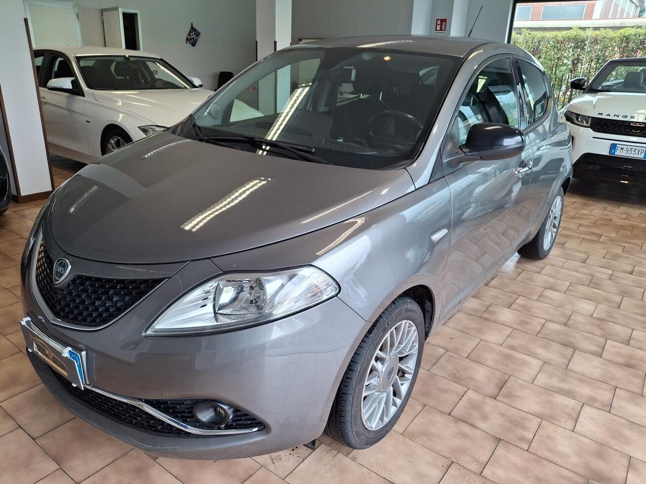 Lancia Ypsilon 1.3 mjt*NEOPATENTATI
