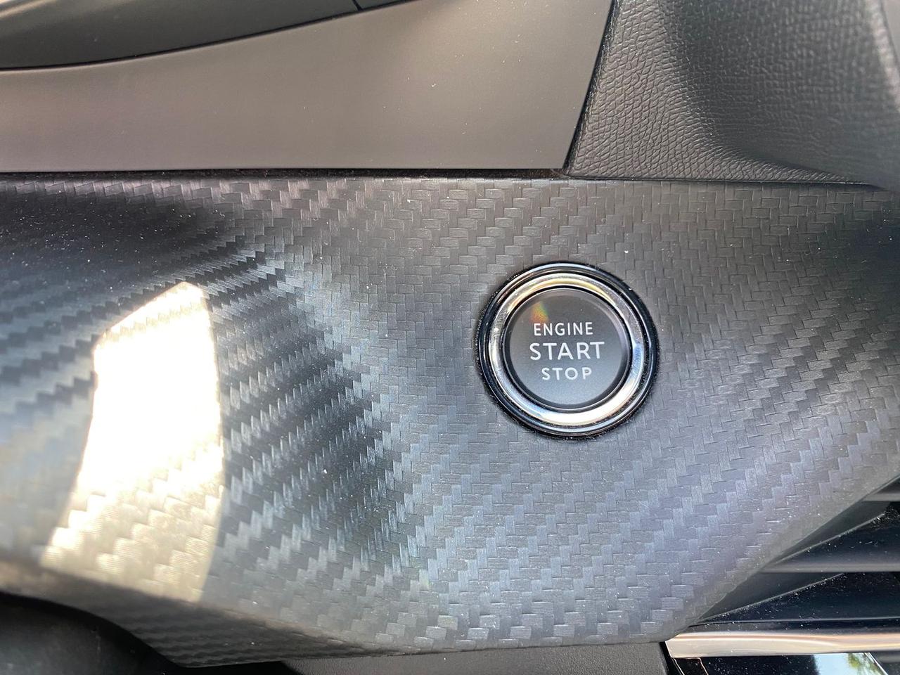 Peugeot 208 GT e-208 #6931