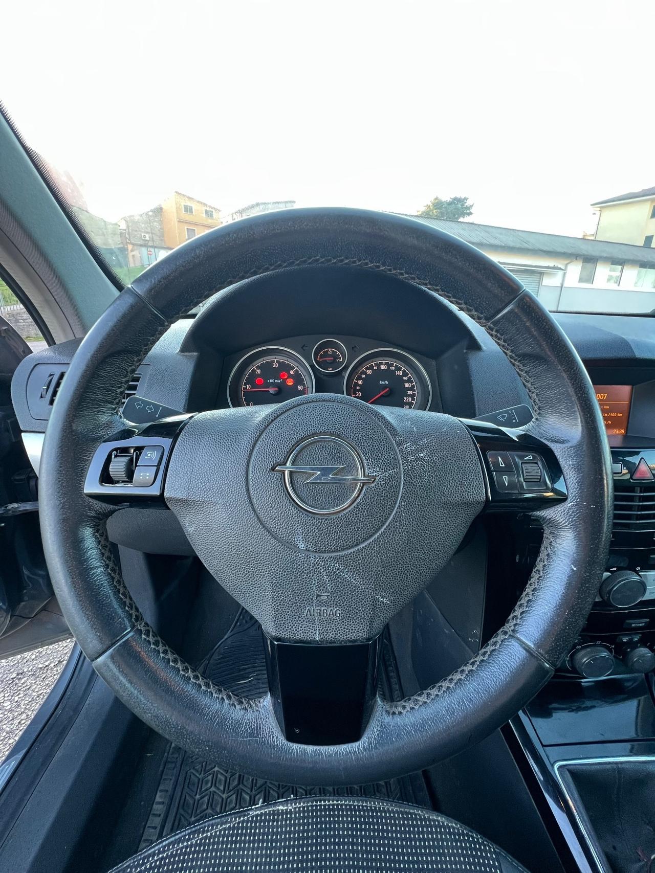 Opel Astra 1.7 CDTI 101CV 5 porte Enjoy