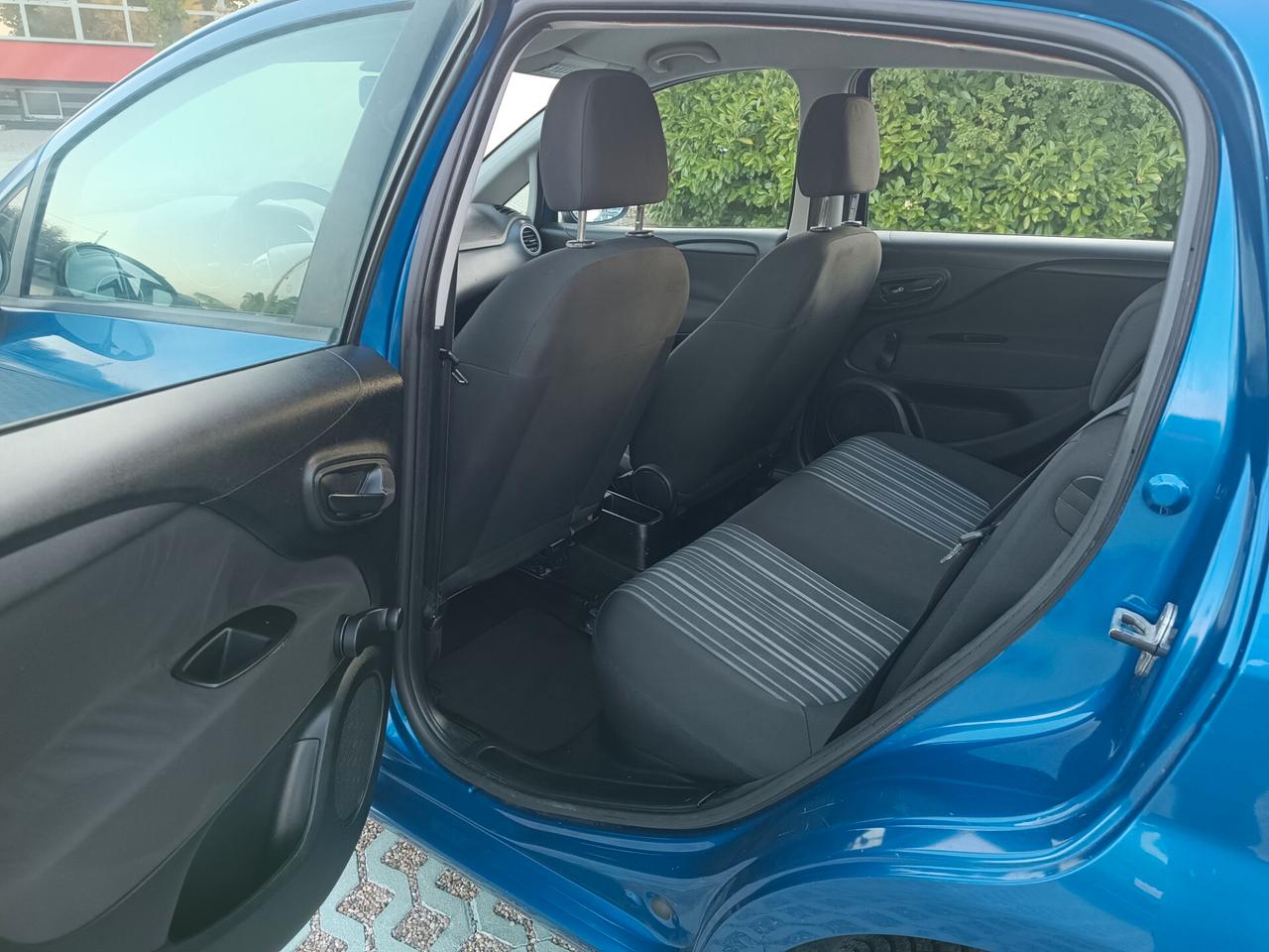 Fiat Punto Evo 1.2 Benzina~NEOPAT~127.000~2011