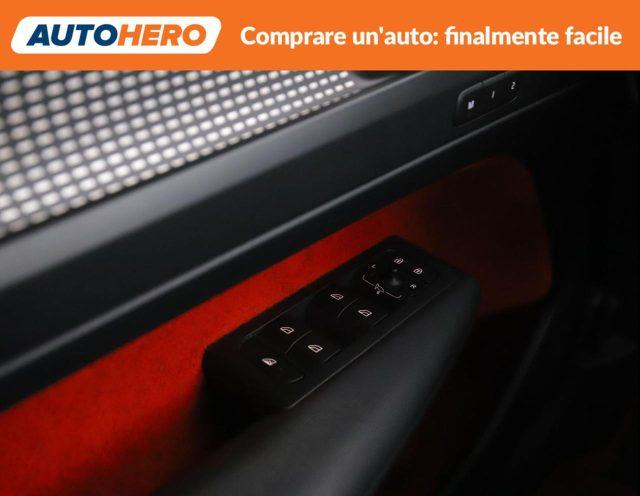 VOLVO XC40 T5 AWD Geartronic R-design