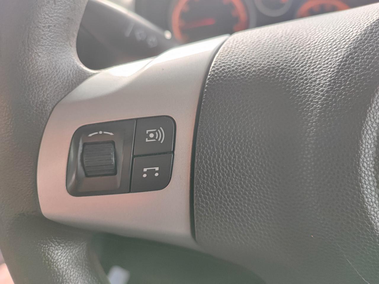 Opel Corsa 1.2 5 porte Cosmo