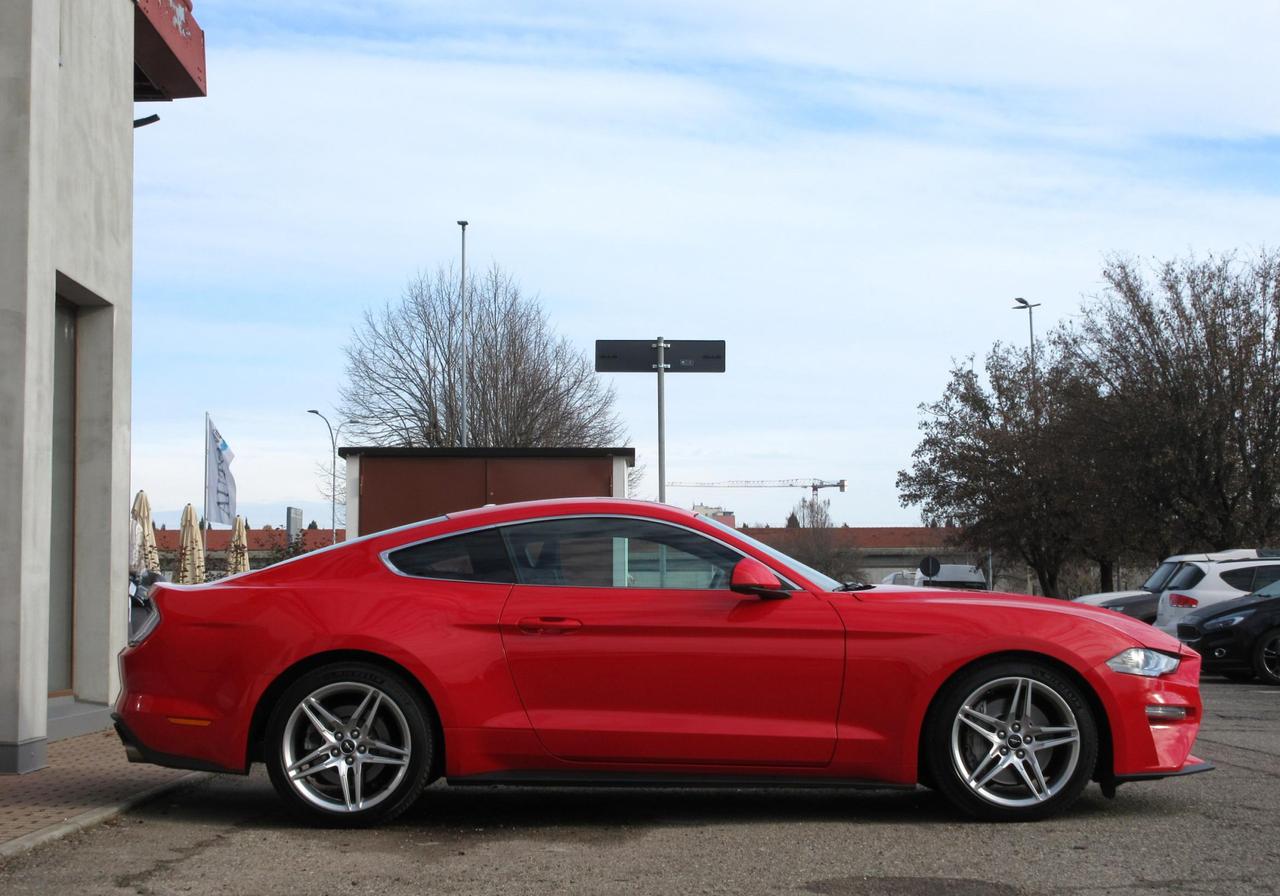 Ford Mustang Fastback 2.3 ecoboost 290cv auto
