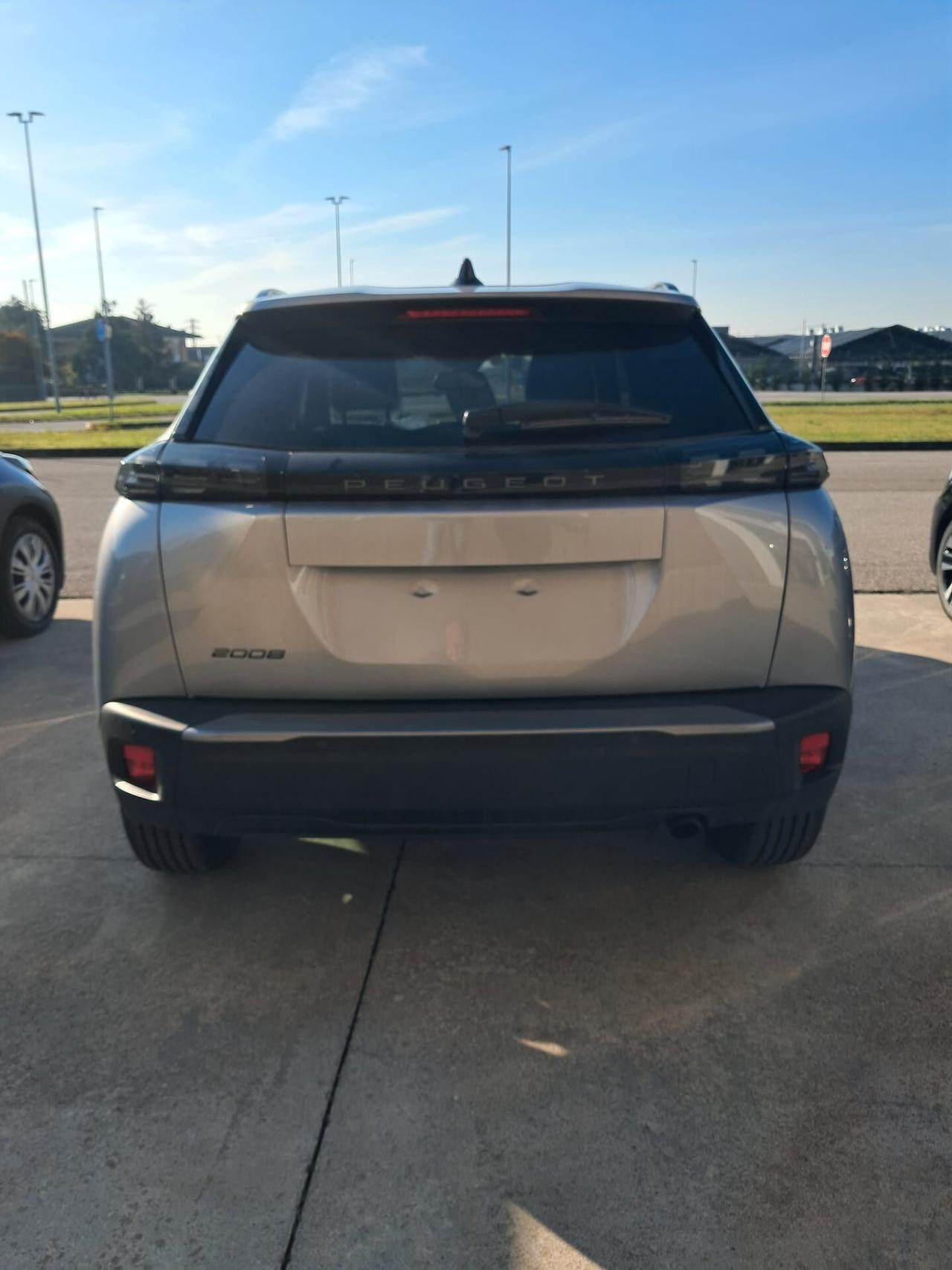 Peugeot 2008 PureTech 100 S&S Allure KM0