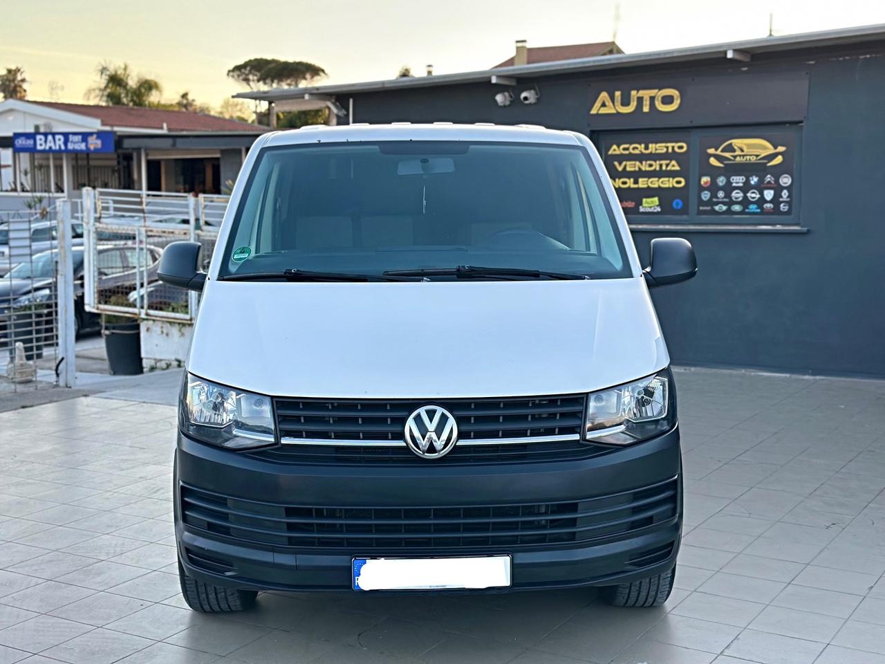 Volkswagen Transporter 2.0 TDI PC Kombi 76.000 Km Unico Proprietario Garanzia 12 Mesi