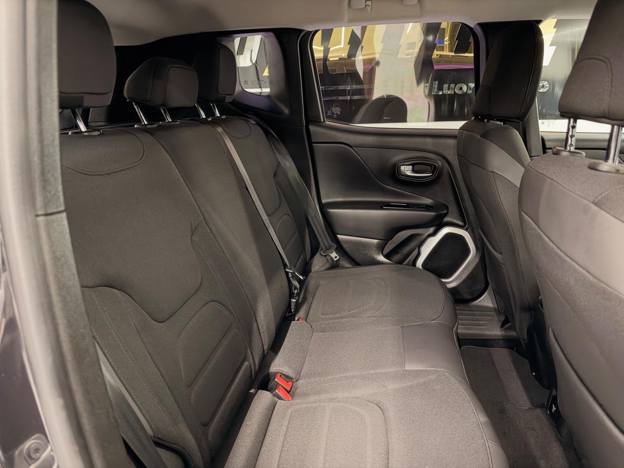 Jeep Renegade 1.4 MultiAir Limited Full Opt