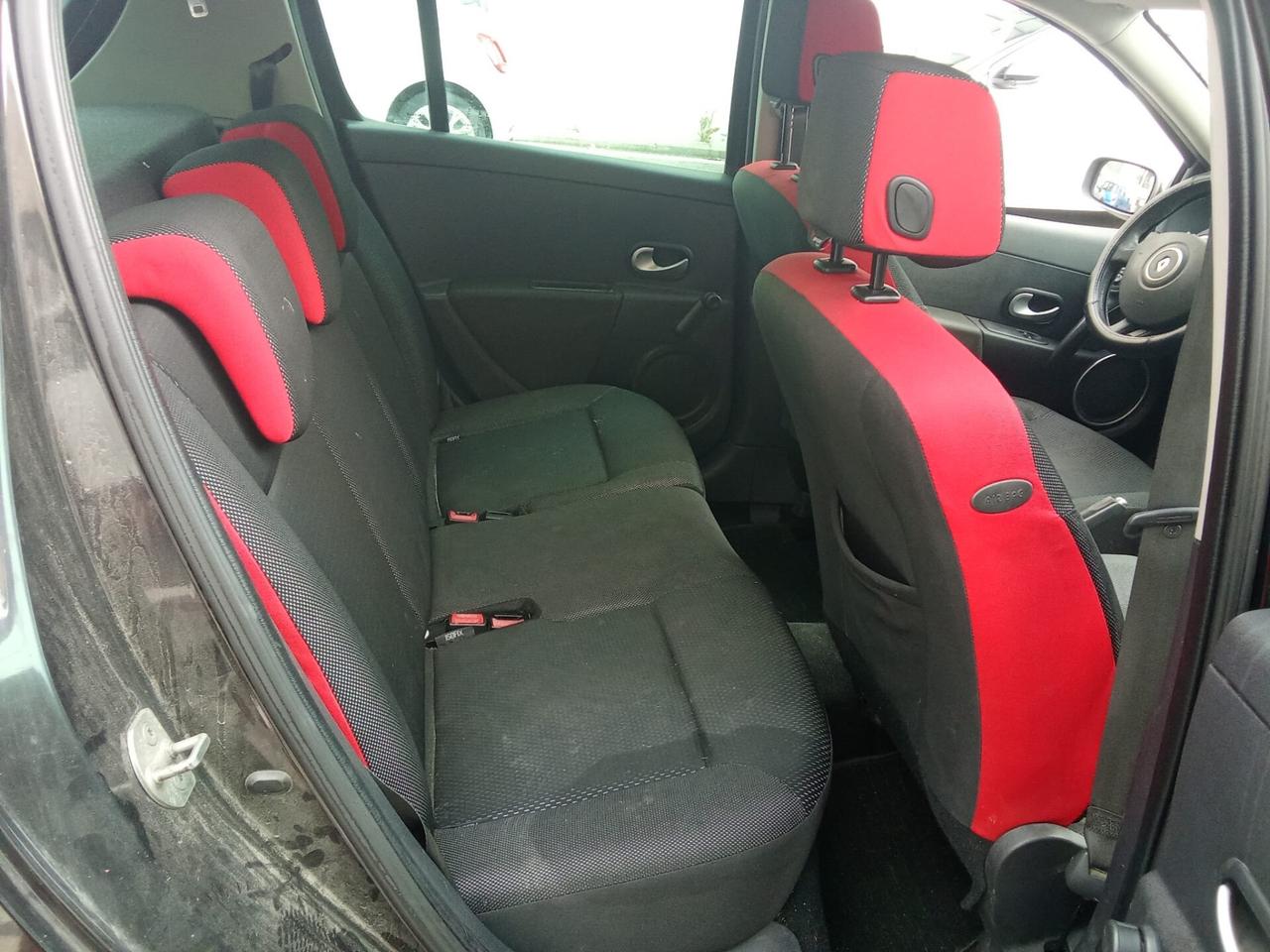 Renault Clio 1.2 16V 5 porte Rip Curl