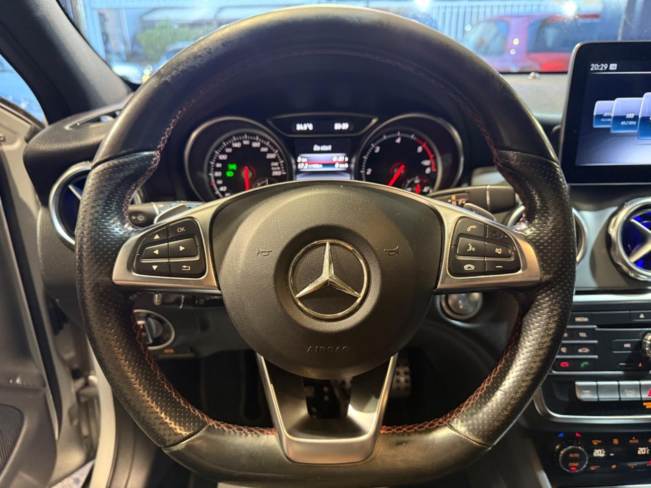Mercedes-benz GLA 200 d Automatic 4Matic Premium
