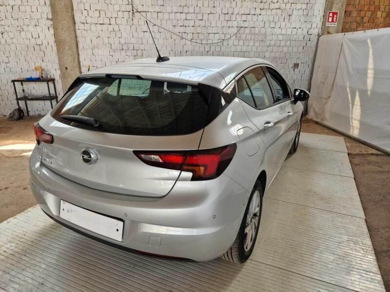Opel Astra 1.5 CDTI 105 CV - motore da sostituire