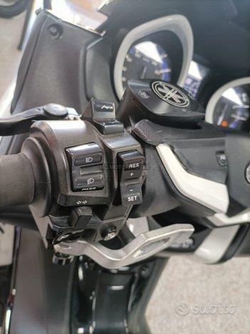 YAMAHA TMAX 530 DX RATE / GARANZIA/ PERMUTE /euro4