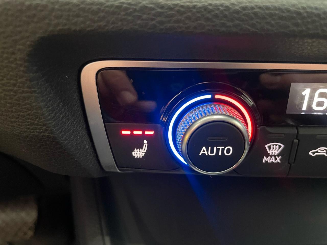 AUDI Q3 SPTB 35TDI 150cv S-TRONIC S-LINE