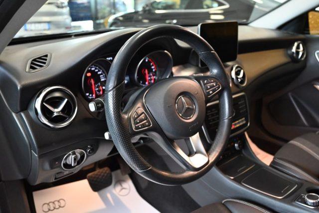 MERCEDES-BENZ GLA 180 SPORT AUTO NAVI TEL CAM 18"CRUISE PELLE/TESS.FULL!