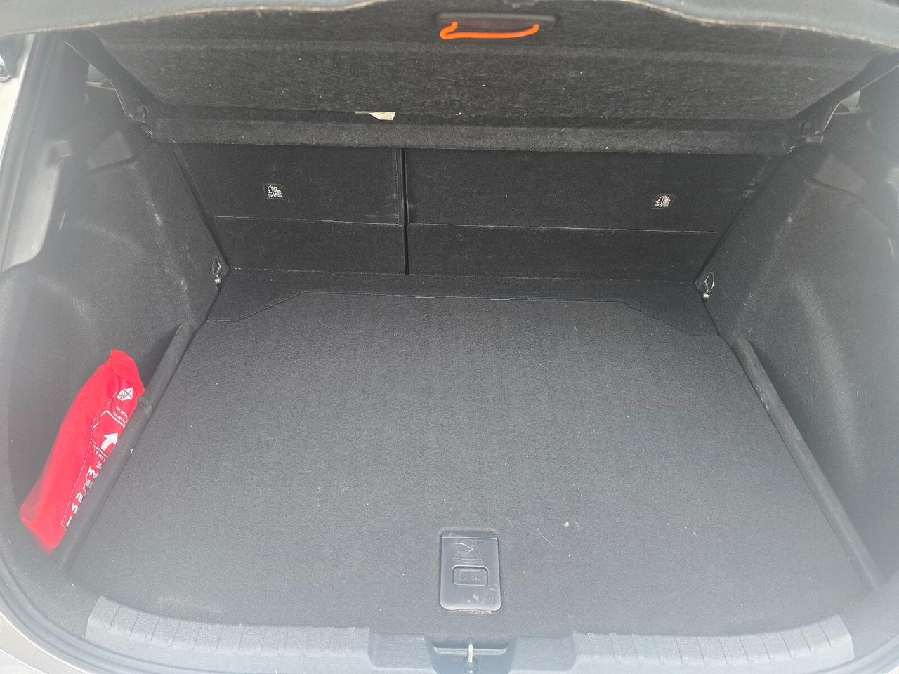 Toyota Corolla 1.8 Hybrid Style