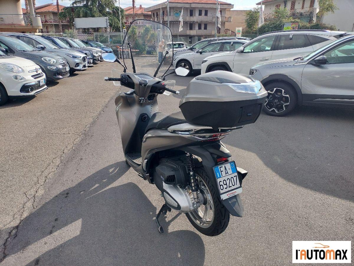 Honda - SH 350 -Abs