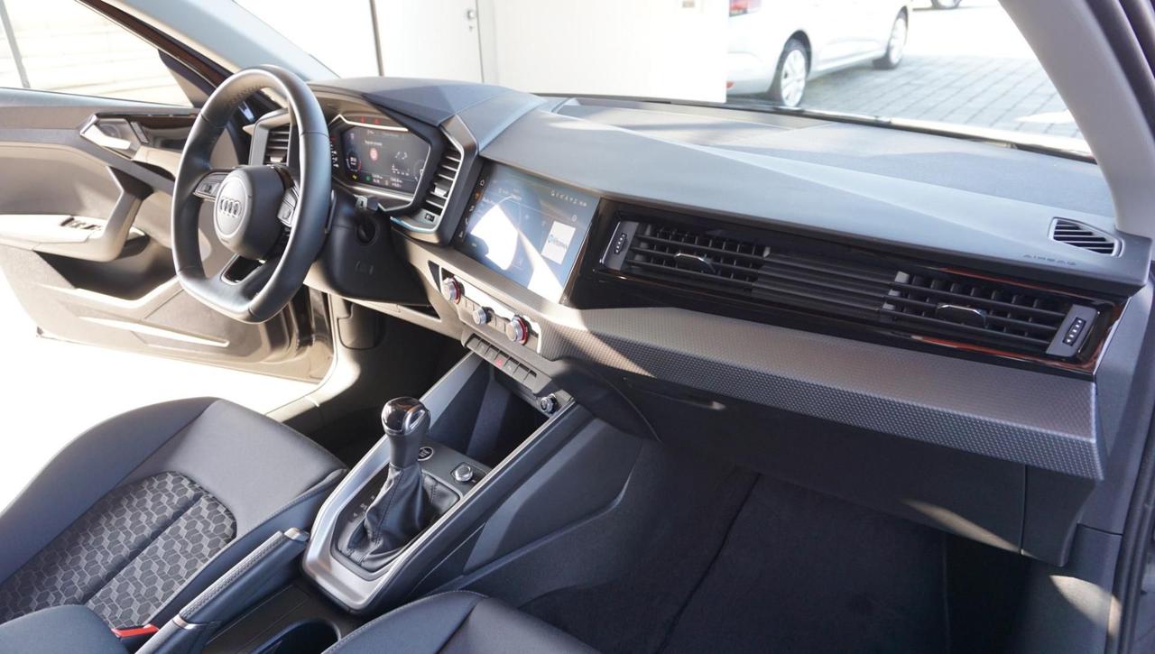 Audi A1 SPB 30 TFSI S-Tronic Identity Black