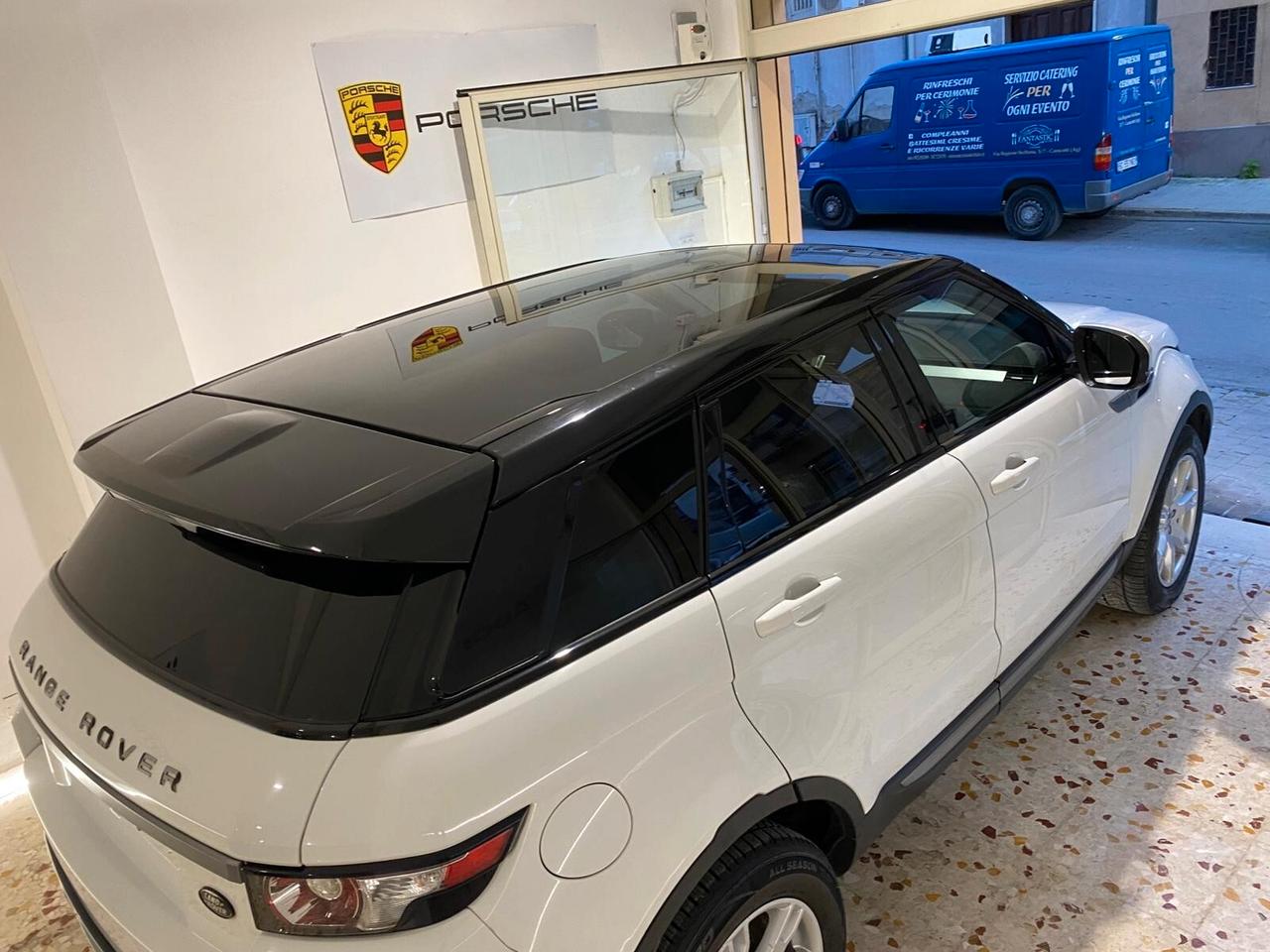 Land Rover Range Evoque 2.2 150cv PANORAMICO