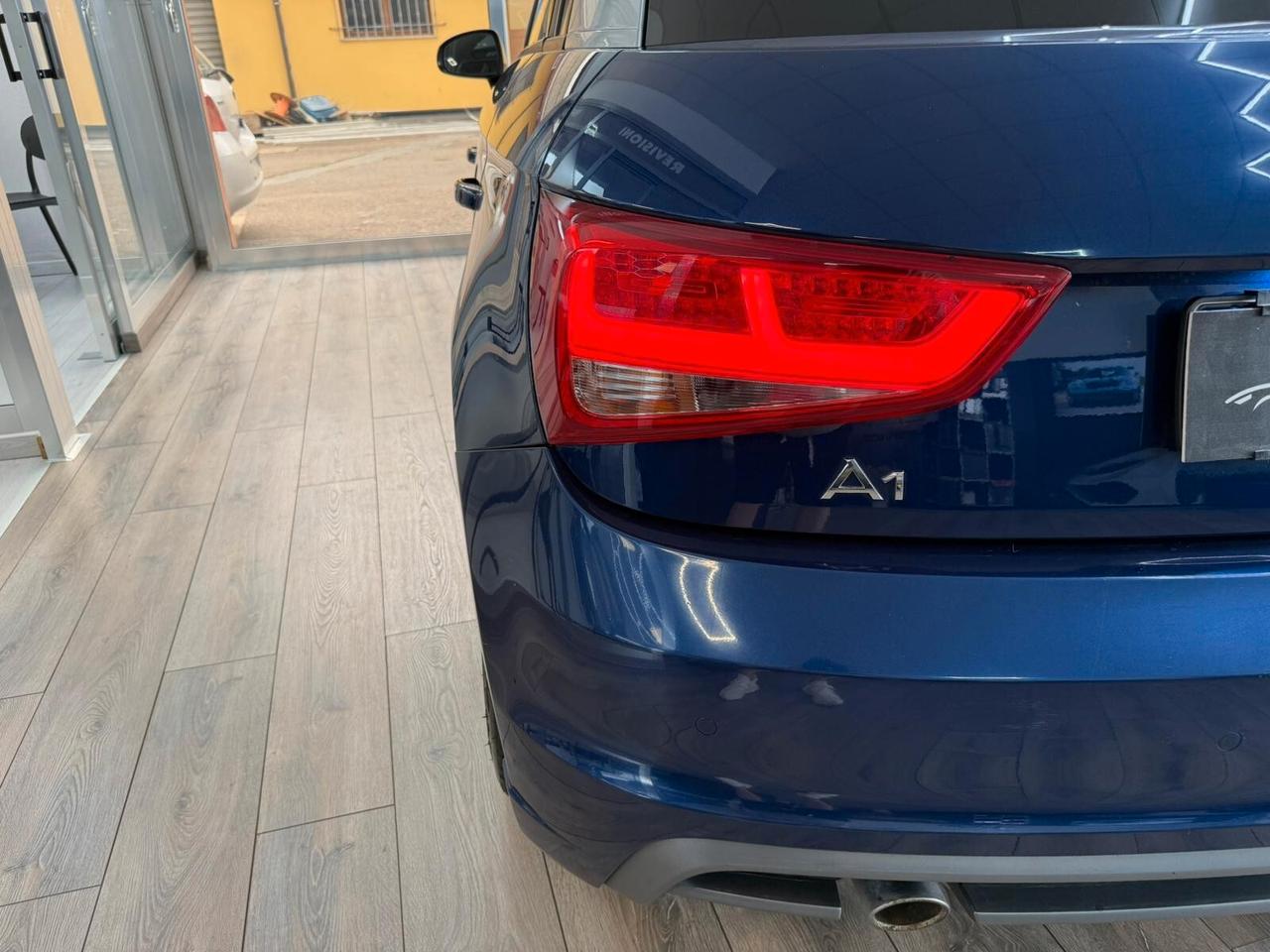 Audi A1 1.6 TDI S tronic line edition plus