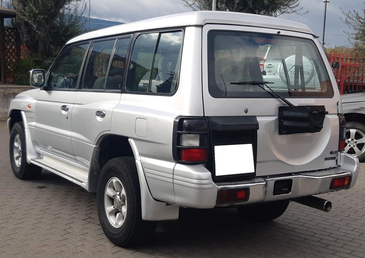 Mitsubishi Pajero 2.5 TDI 5P Target -MOTORE NUOVO-