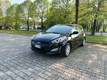 Hyundai i30 Wagon 1.6 CRDi Comfort NEOPATENTATI