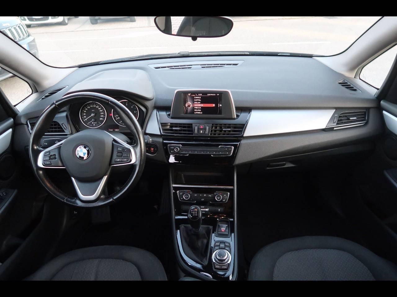 Bmw 2er Active Tourer 216d Advantage