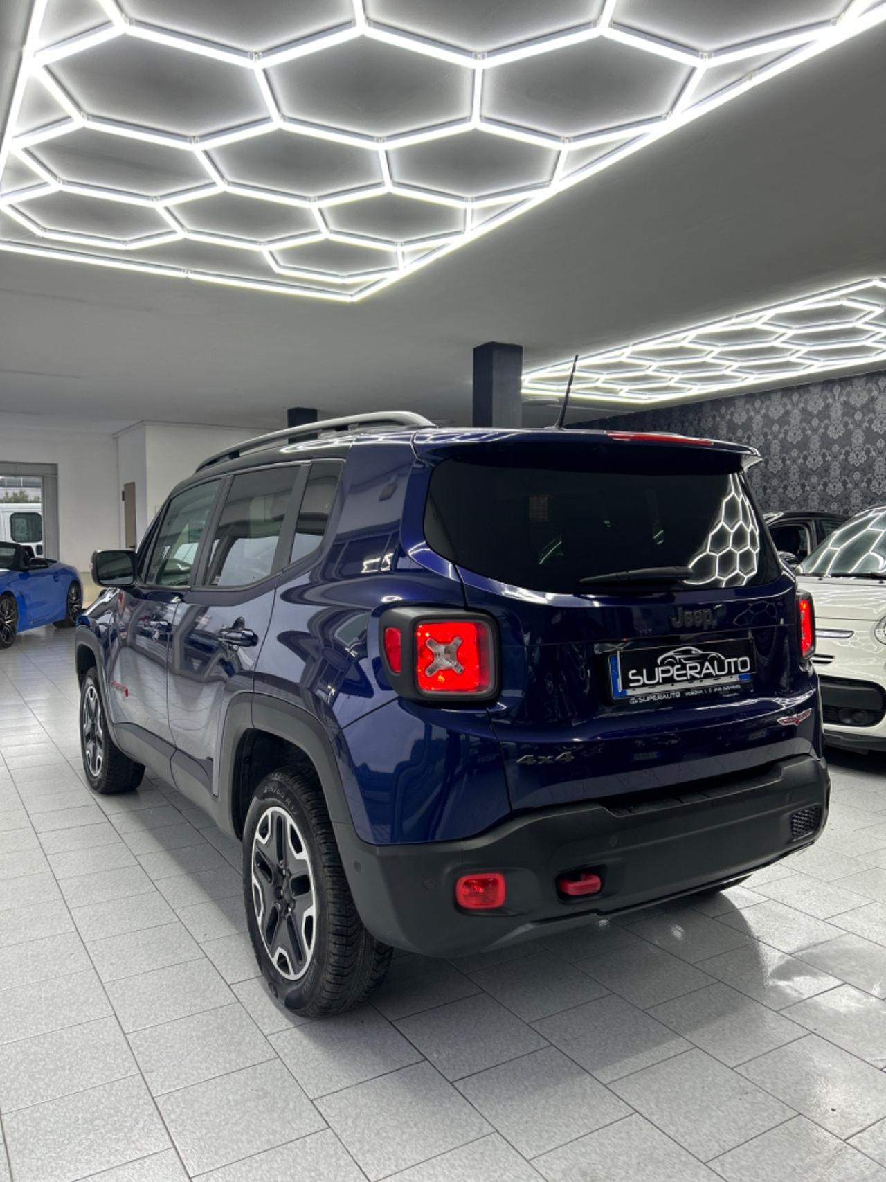 Jeep Renegade 2.0 Mjt 170CV 4WD Active Drive Low Trailhawk