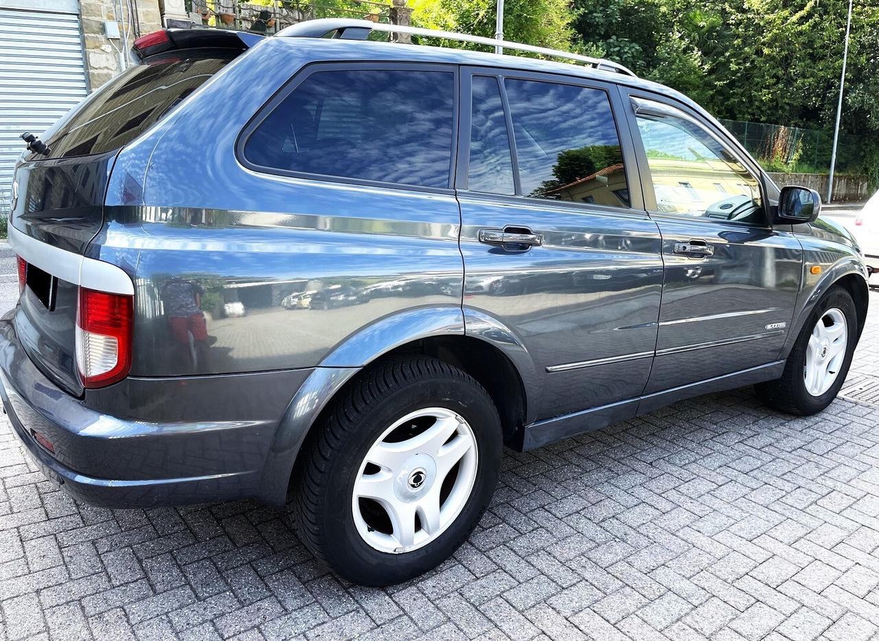 SSANGYONG KYRON 2.0 XDI AUTOMATIC 4X4 -