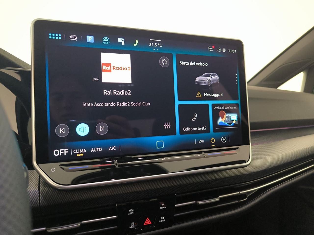 Volkswagen Golf 1.5 etsi r-line plus 150cv dsg