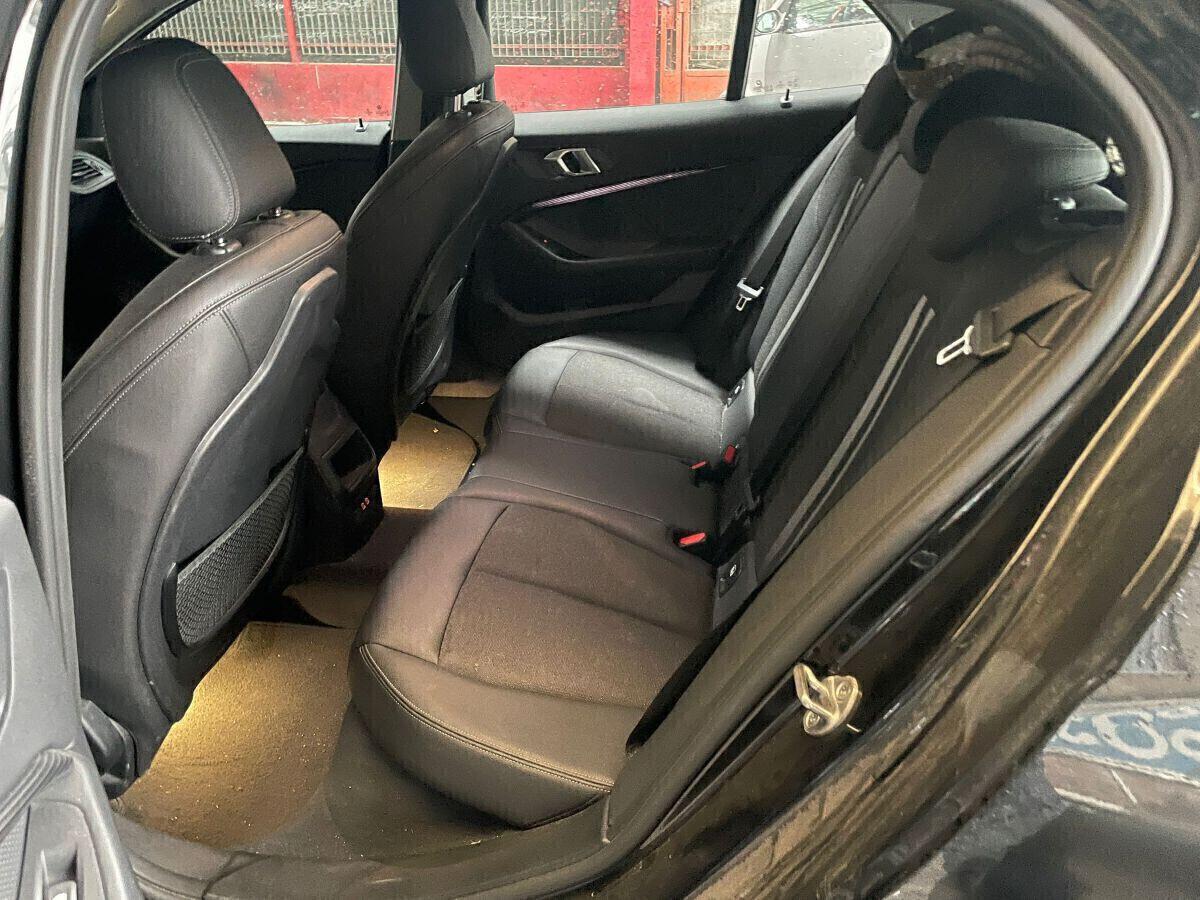 BMW 118i 140Cv. SPORT AUTOMATICA