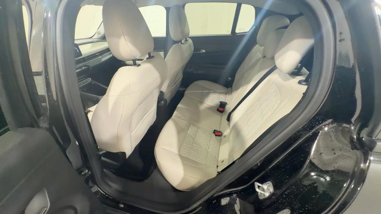 Fiat 600 Hybrid 100 CV DCT MHEV La Prima