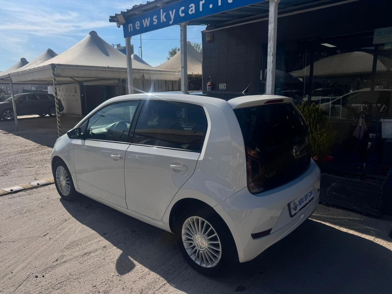 Volkswagen up! 1.0 5p. move