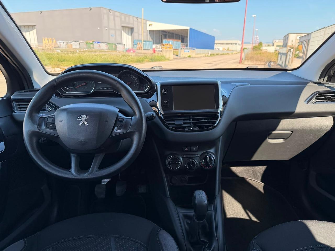 Peugeot 208 150000 KM GARANZIA 12 MESI